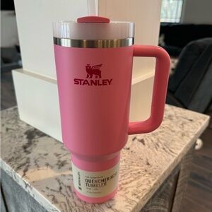 Stanley Peony 40oz BRAND NEW WITH TAGS